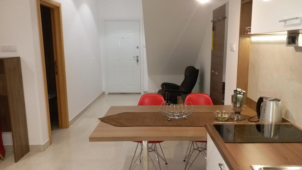 דירות Centar Lux ורסאק מראה חיצוני תמונה